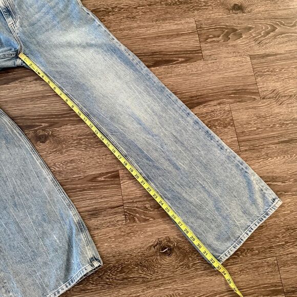 Alice + Olivia Wide Leg Flare Jeans - Picture 7 of 8